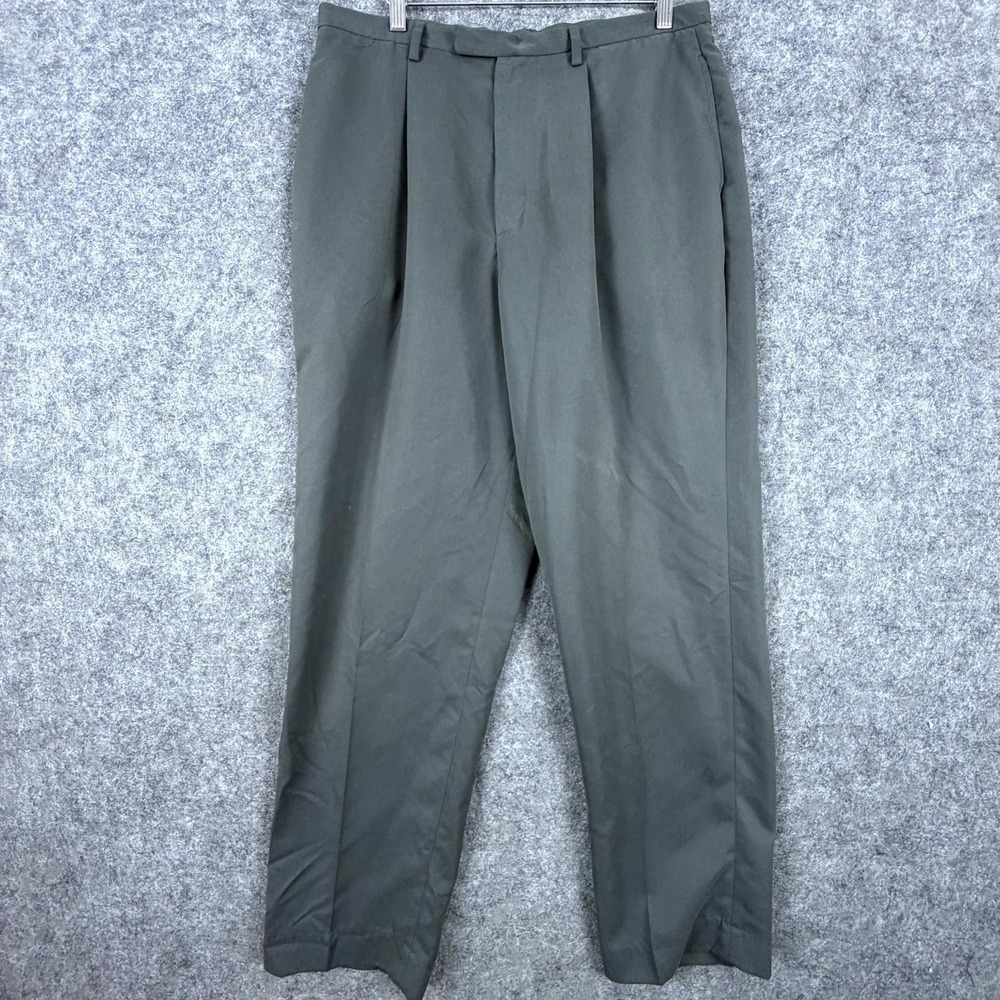 Savane Womenswear Dress Pants 16 Gray Pleated Career Straight Leg Office Wear